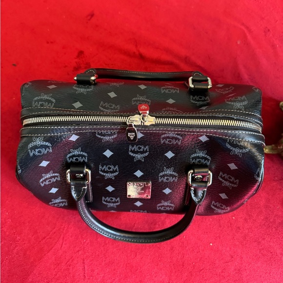 đź’ŻGuaranteed Authentic MCM Boston - Picture 9 of 15